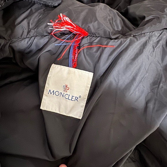 Sz 2 Black Moncler Hooded Jacket - Picture 9 of 9